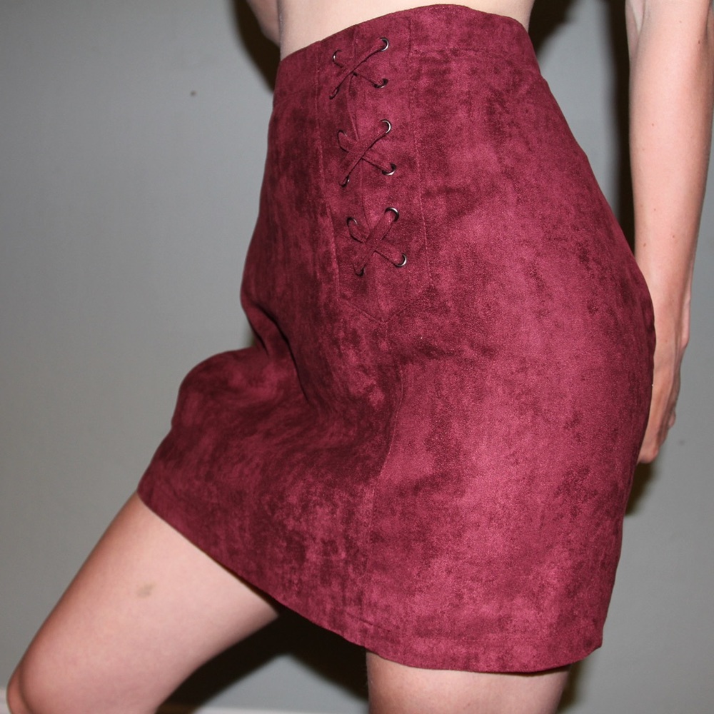 Brand new with tags BCBG SEUDE SKIRT!